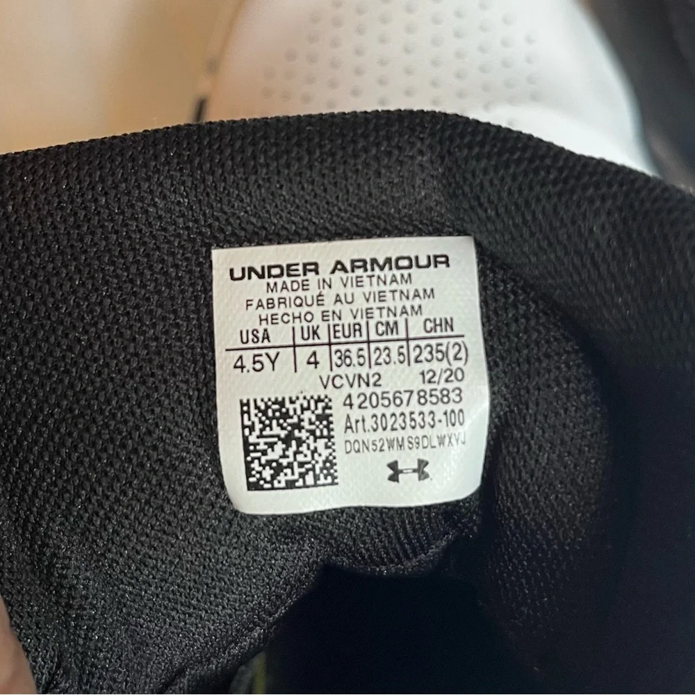 Under Armour Kids Lockdown 5 Basketball Shoe - Picture 6 of 7